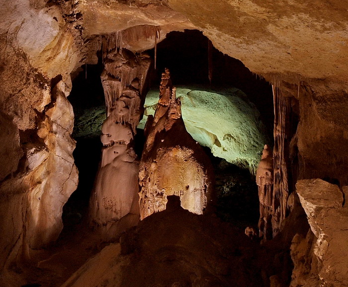 Inside the Marble Caves (Мраморная пещера), lower plateau of Chatyr-Dag